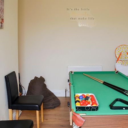 Mill View House Villa Скарбъро Екстериор снимка